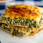 فطيرة سبانخ بالجبن